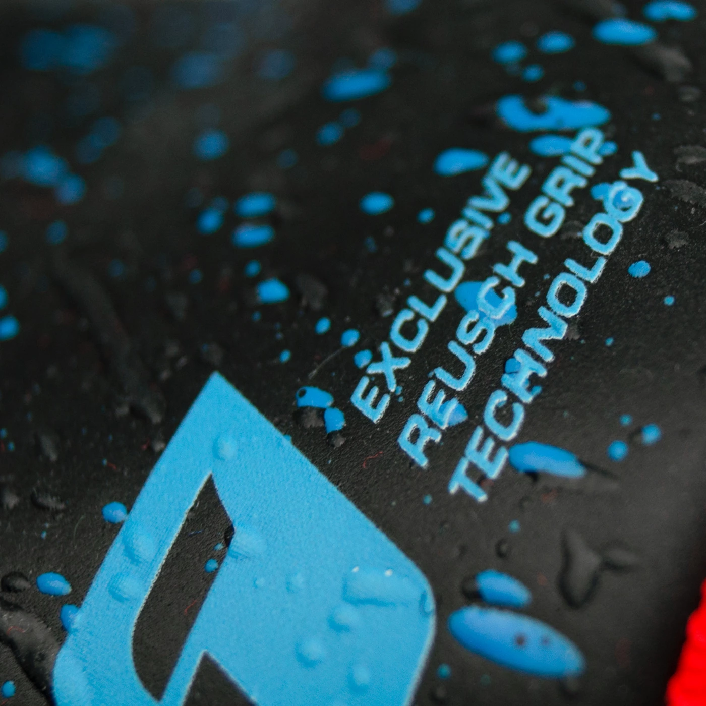 Reusch - Attrakt Freegel Fusion Goaliator Red 6 Reusch - Attrakt Freegel Fusion Goaliator Red - Image 4