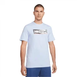 Nike - T-Shirt Nike F.C. Tee Seasonal Celeste